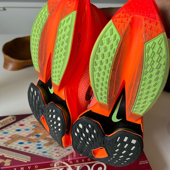 Nike Next% Alphafly 2 Size 8.5 - Picture 6 of 7